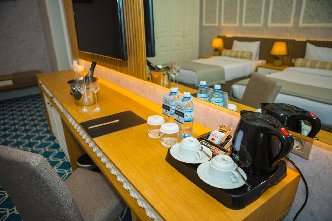 Deluxe Zimmer mit Kingsize-Bett