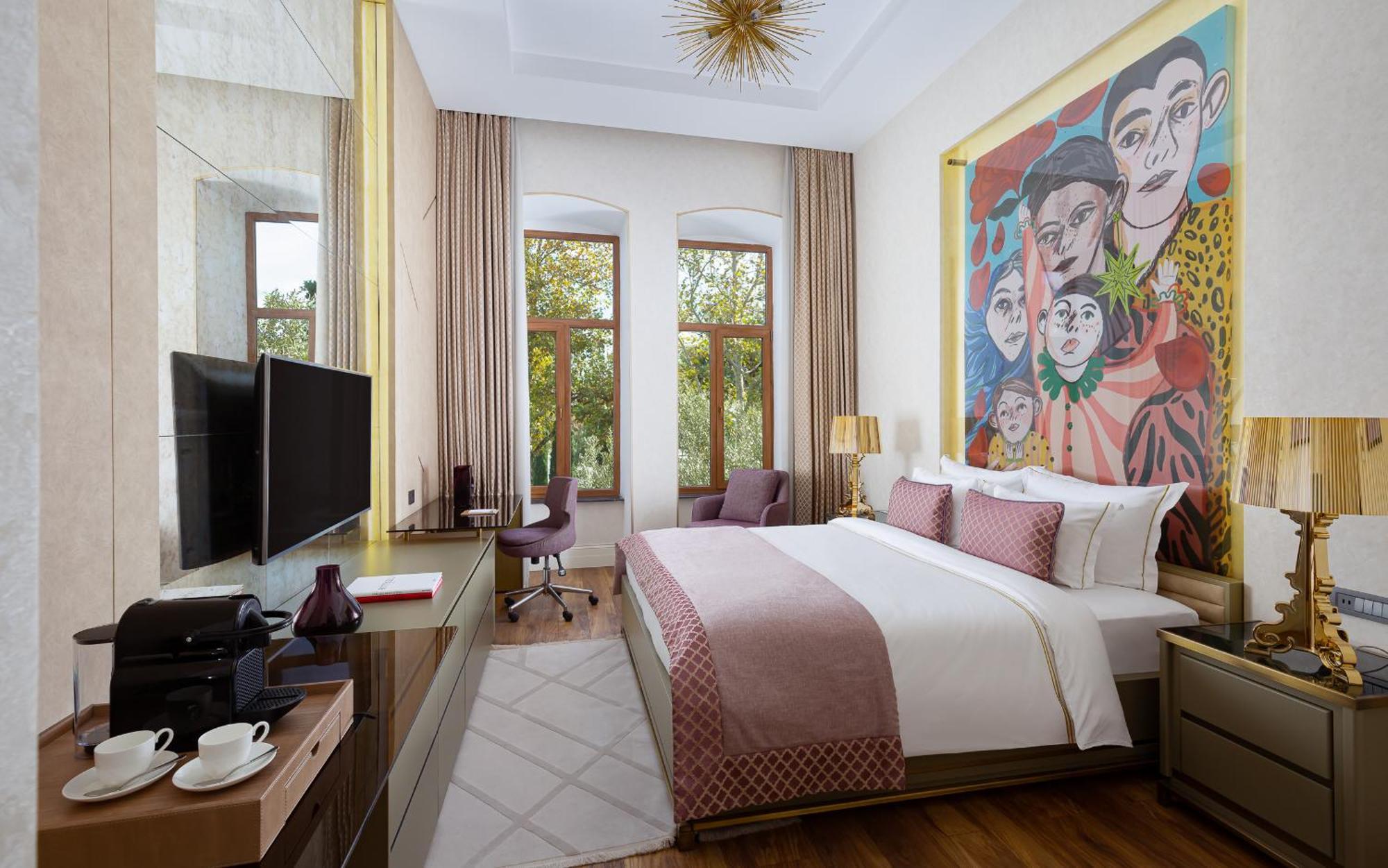 Gallery King Sea View Room