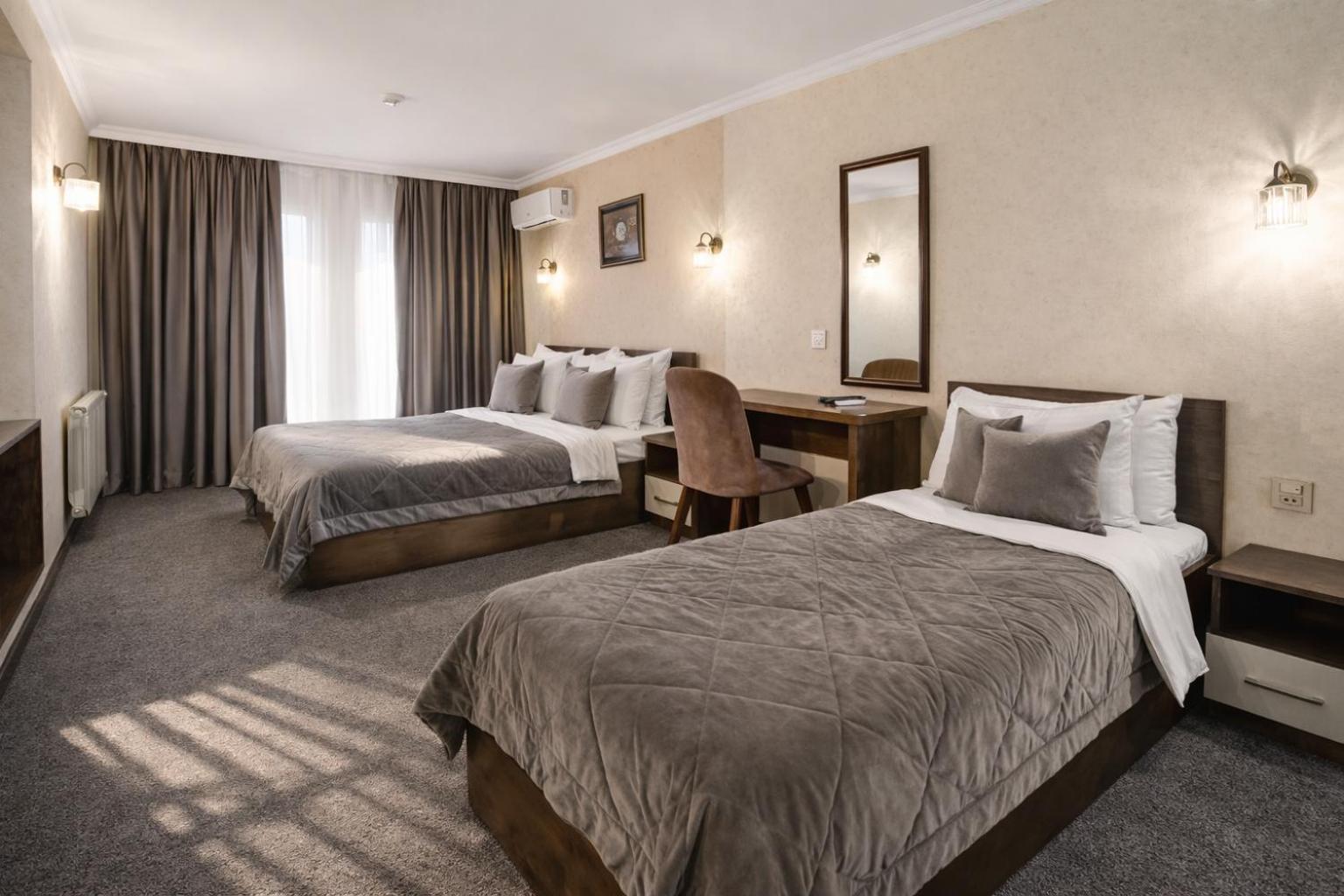 Dreibettzimmer