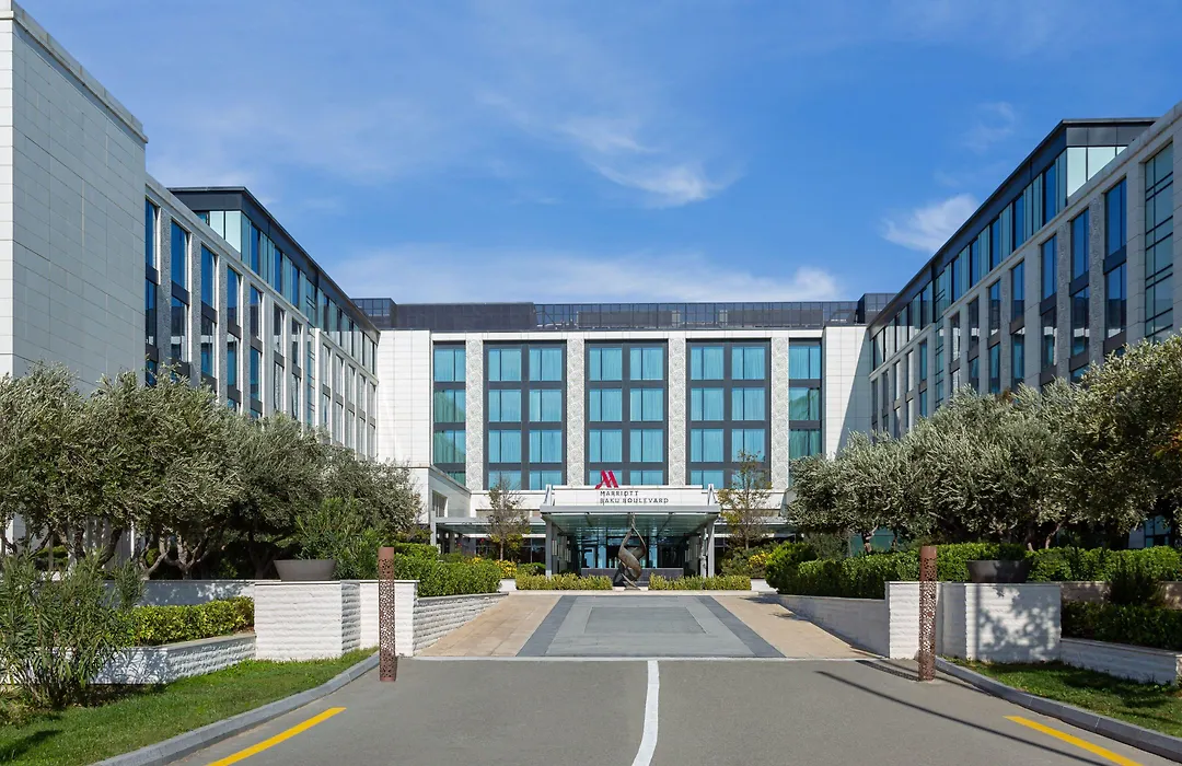 Baku Marriott Hotel Boulevard-1
