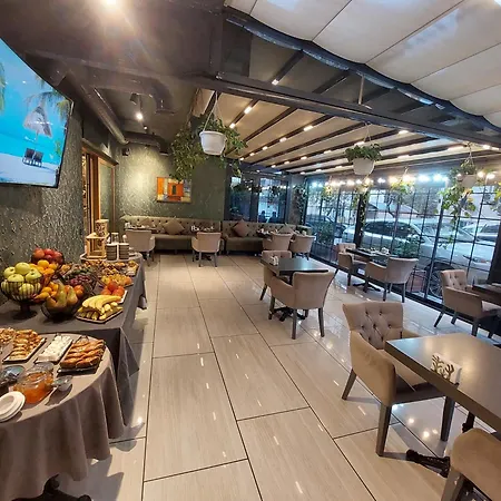 Home Boutique Hostel-3