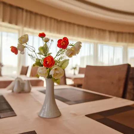 Diplomat Hotel Baku-3